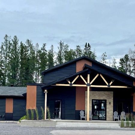Motel Hotelia Saint-Ambroise Exterior photo