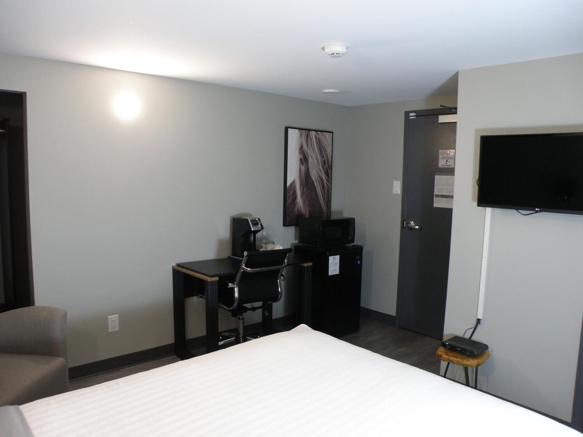 Motel Hotelia Saint-Ambroise Exterior photo